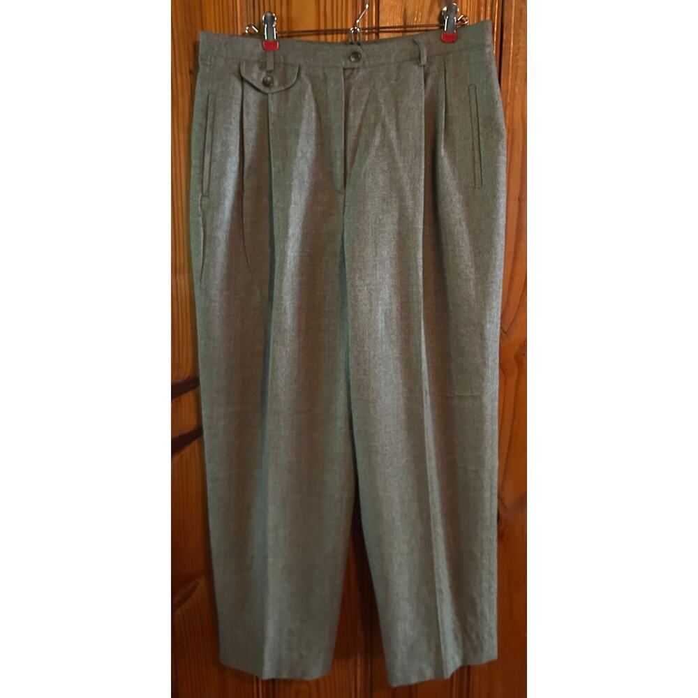 Lauren Ralph Lauren Women’s Gray 100% Wool pleated dress pants size 16